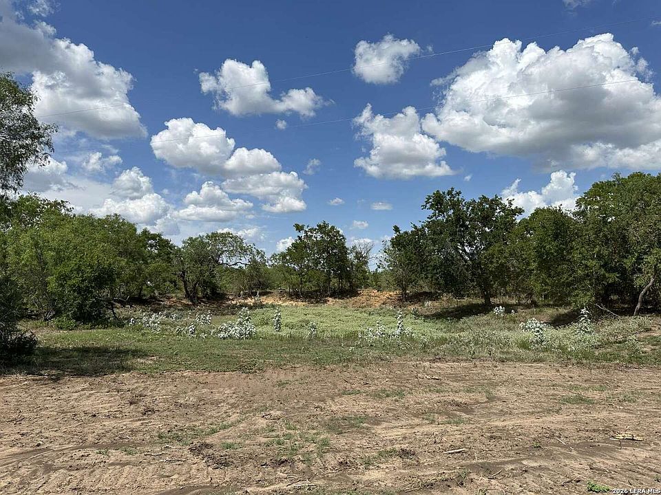 2nd image of 533 COUNTY ROAD 477 LOT 16