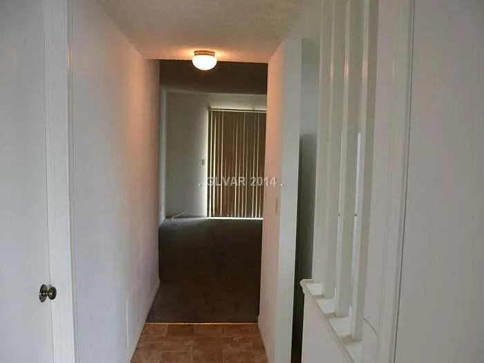3823 S Maryland Pkwy — Photo 12