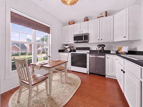 2nd image of 8708 Belford Valley Ln