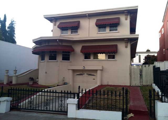 2nd image of 606 Longridge Rd