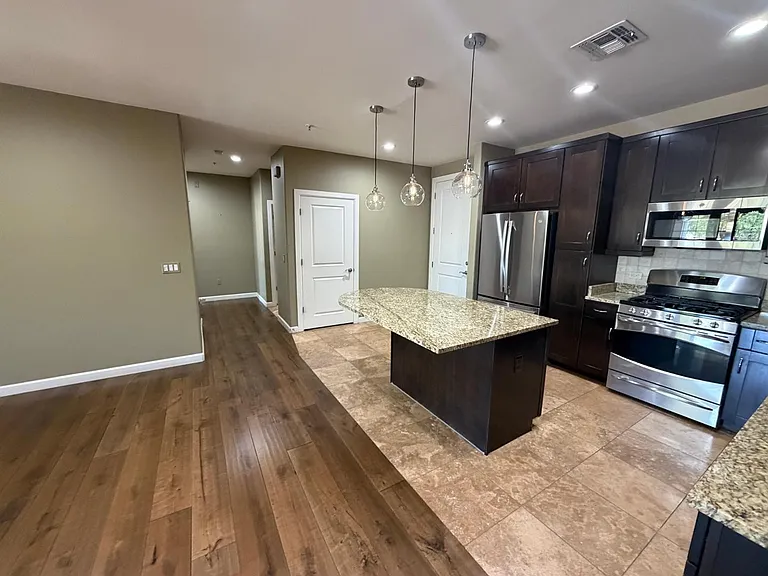 7291 N Scottsdale Rd #1001 — Photo 7