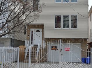 889 Clifton Ave, Newark, NJ 07104