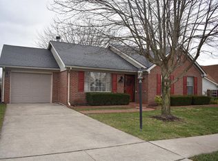 214 Holly Ln, Paris, KY 40361