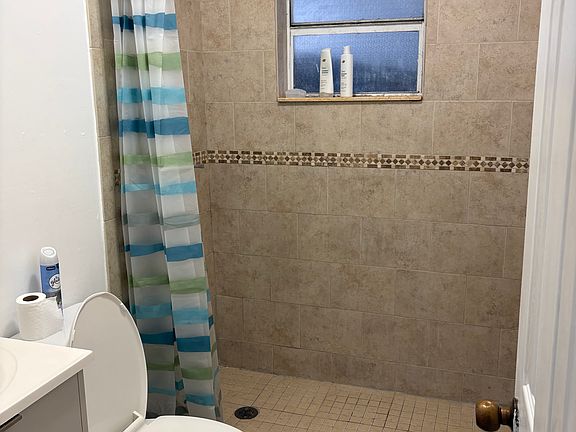 5th image of 5020 NW 199th St