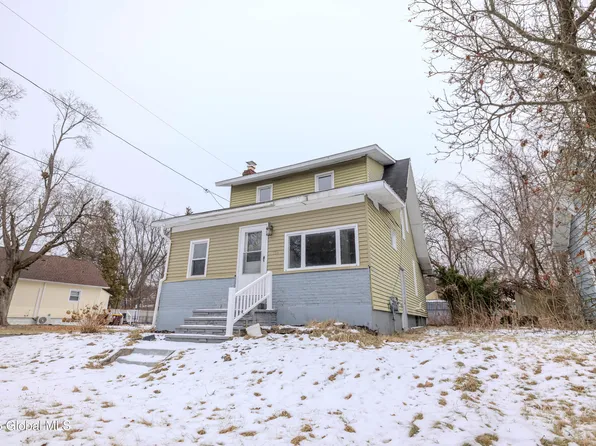 134 Gifford Road, Schenectady, NY 12304