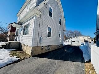 4th image of 15 Rudman Road