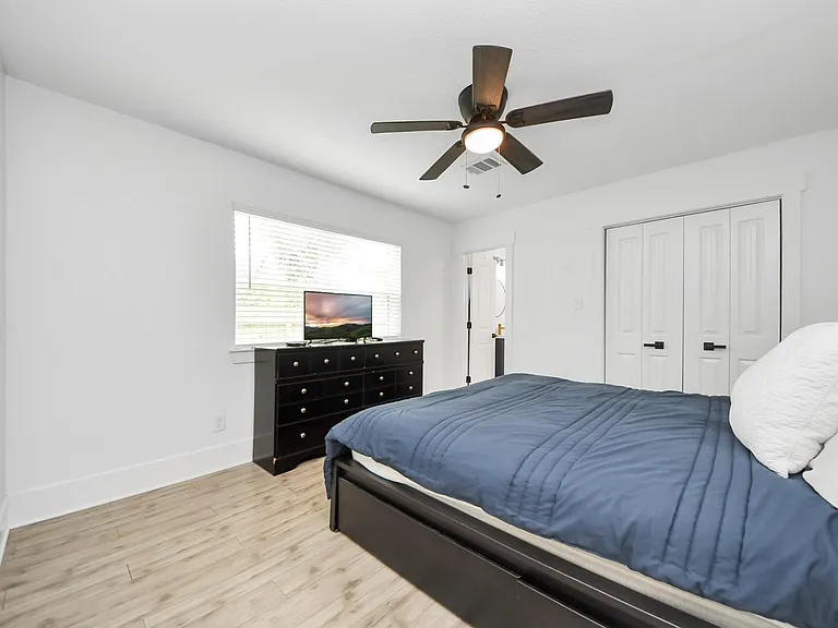 7003 Darien St — Photo 24