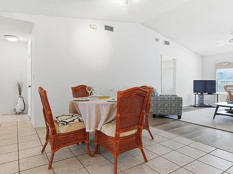 655 W Lake Jasmine Cir #207 — Photo 16