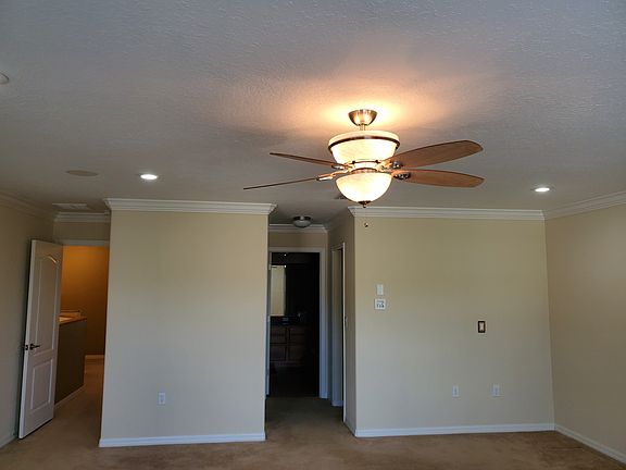 3rd image of 3689 Covington Ln