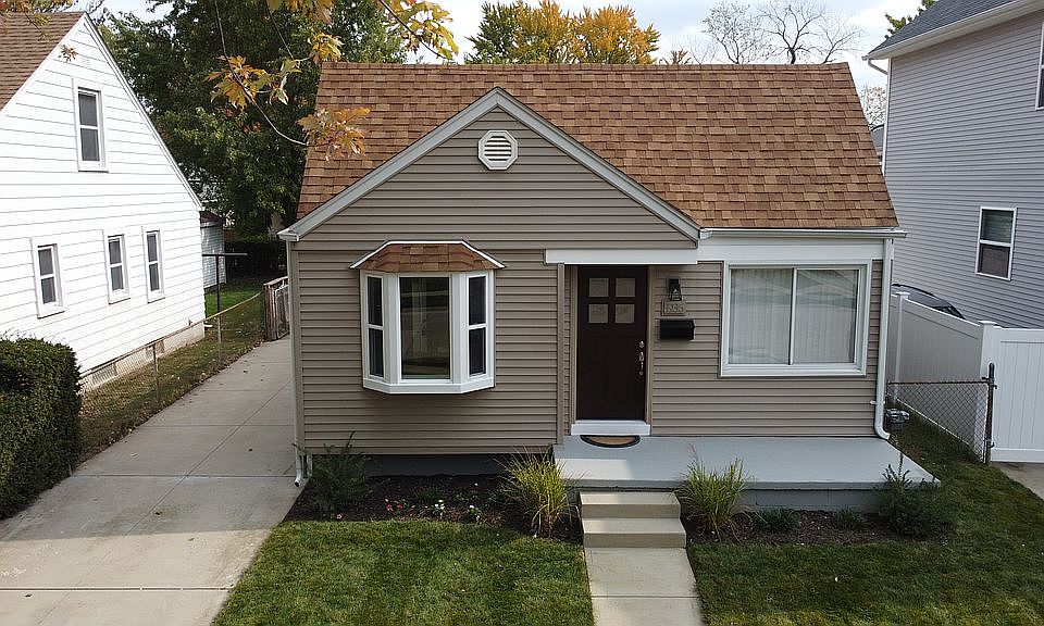 1st image of 3936 Oakshire Ave