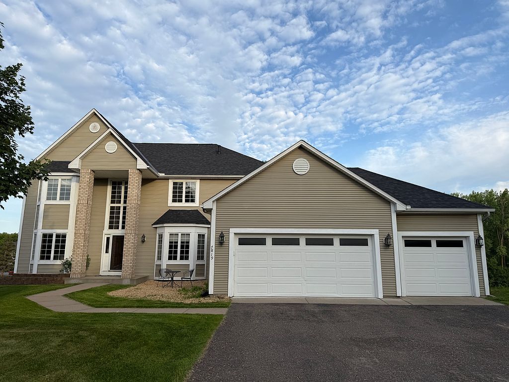 7819 Drake Rd - Property Image
