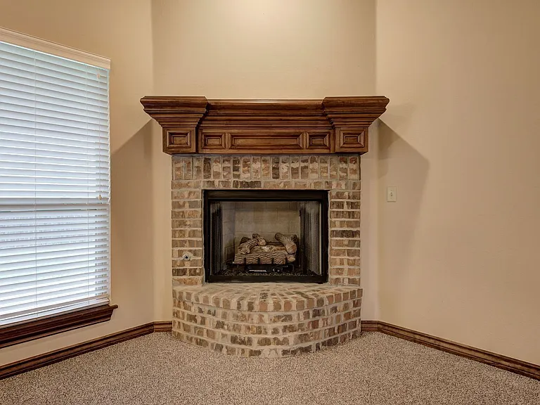 18520 Haslemere Ln — Photo 10
