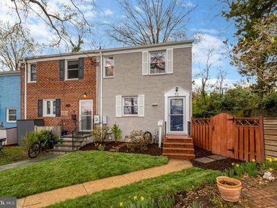 32 Ancell St, Alexandria, VA, 22305