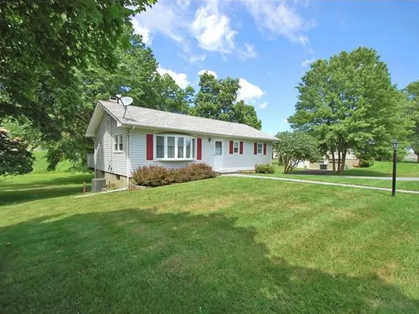 7 Knapp Ter, Goshen, NY 10924