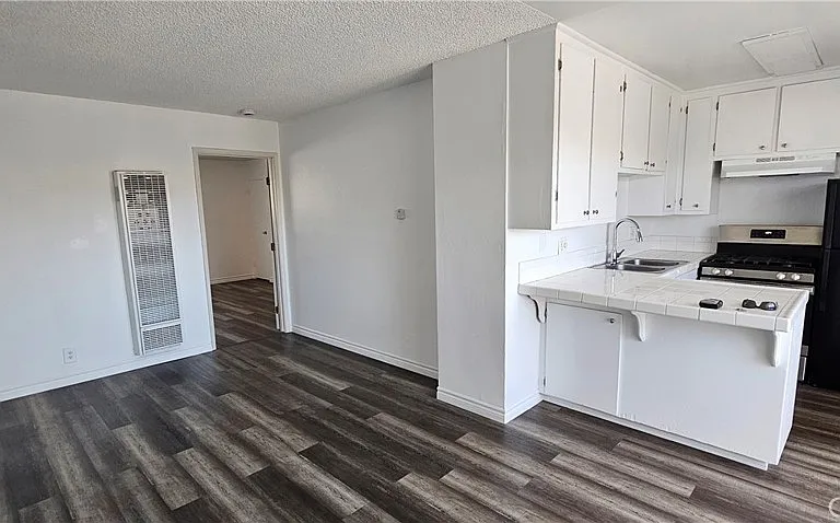 102 Avenida San Fernando #5 — Photo 4