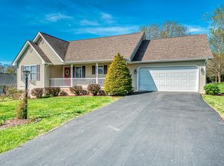 33010 Spring Garden Dr, Glade Spring, VA 24340