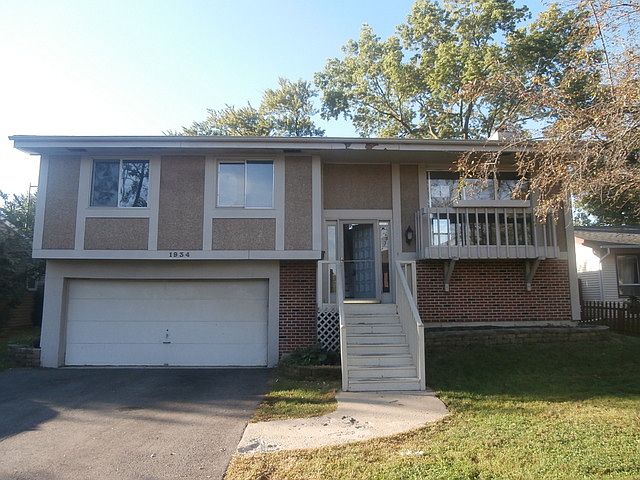 1st image of 1934 Ashwood Ln