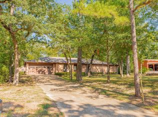 533 Woodside Dr, Lindale, TX 75771