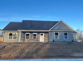 200 Sandpiper Ln, Warsaw, KY 41095