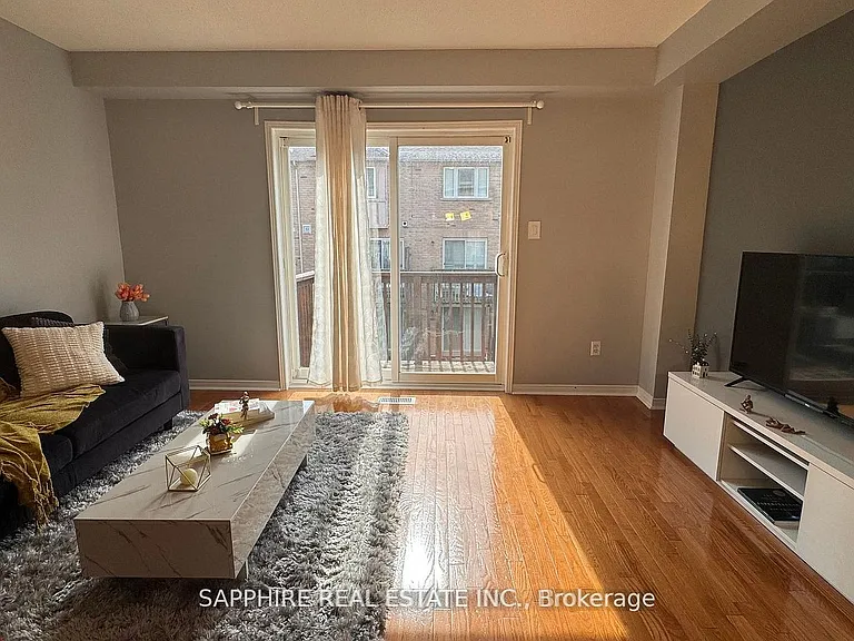3255 Redpath Cir — Photo 36