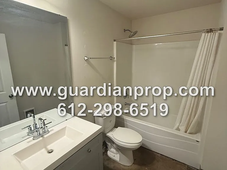 7535 Cloman Way — Photo 10