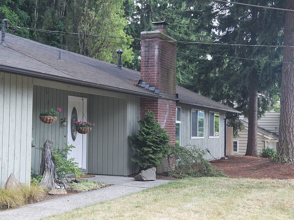 1st image of 406 156th Ave SE