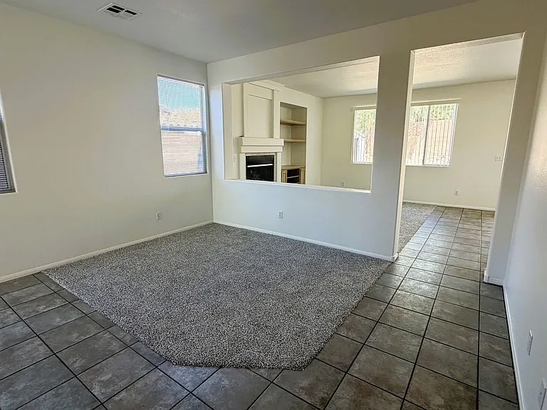 2424 Predera Ave — Photo 5