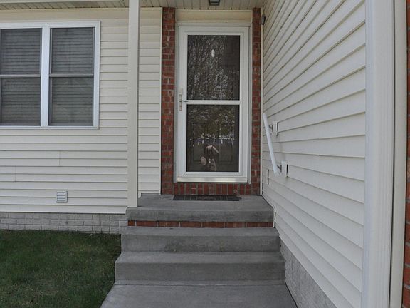 2nd image of 2041 Colorado Dr