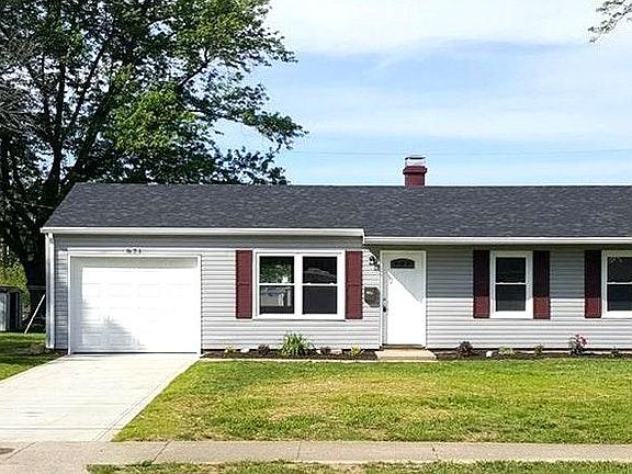 Beautiful Front Yard