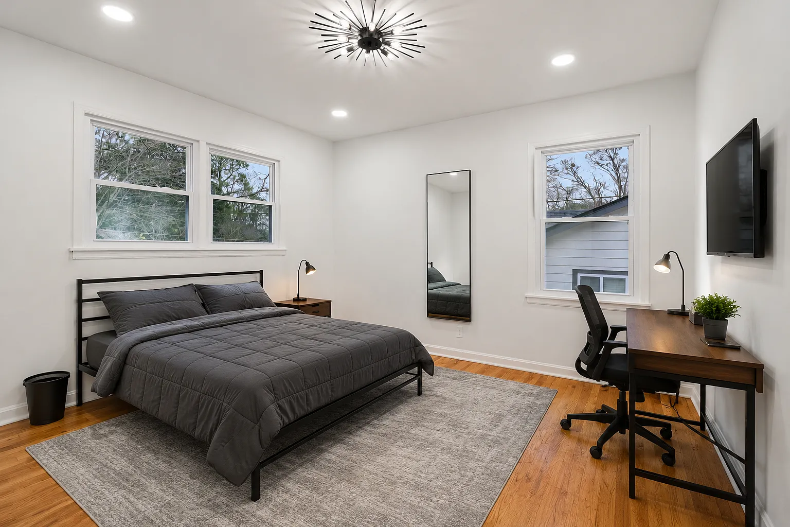 3159 Bobolink Dr — Photo 1