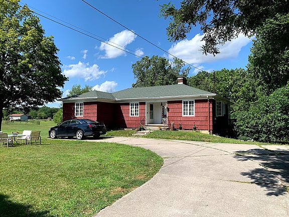 1212 W Maumee St, Adrian, MI 49221 | Zillow