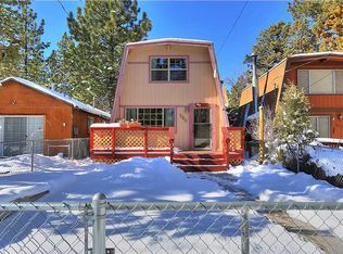 598 Riverside Ave, Sugarloaf, CA 92386