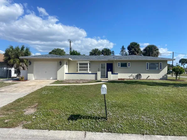 302 Dorchester Dr, Venice, FL 34293