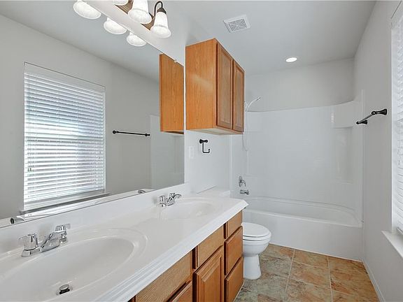 3rd image of 9400 Tierra Verde Dr