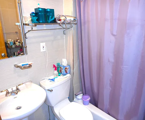 Rented by City Connections Realty | media 4