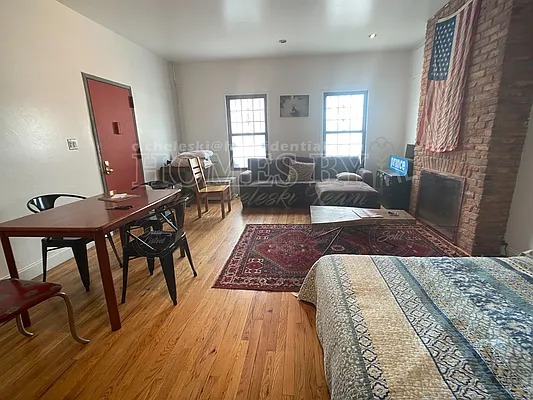 Rented by Highline Residential | media 4