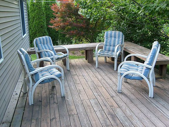 12 x 24 Private Rear Deck