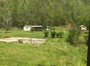 5991 Canoe Rd, Jackson, KY 41339