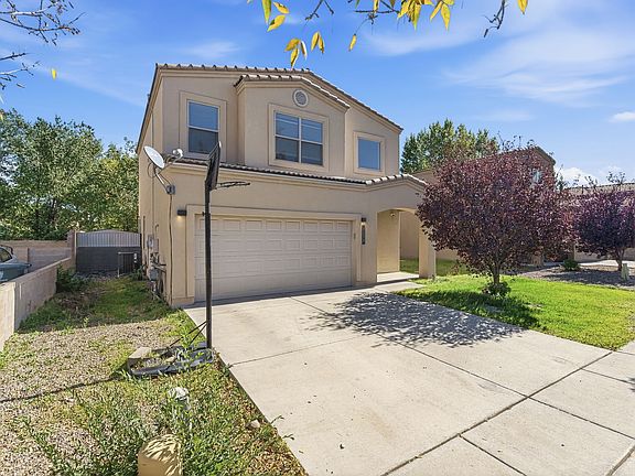 2nd image of 3054 Calle Nueva Vis