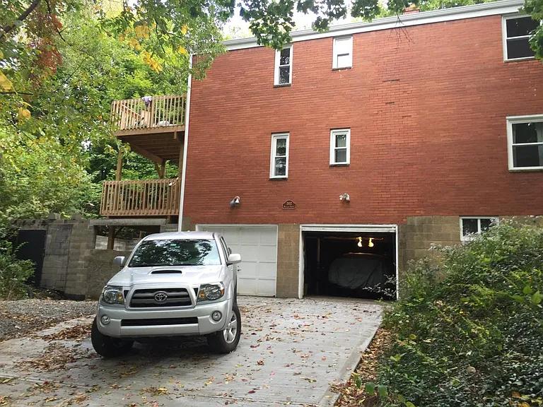 garage with lifters