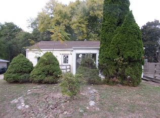 104 Algonquin Rd, Marquette Heights, IL 61554