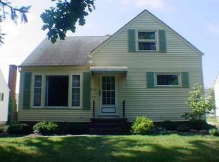 13616 Oak Park Blvd, Garfield Heights, OH