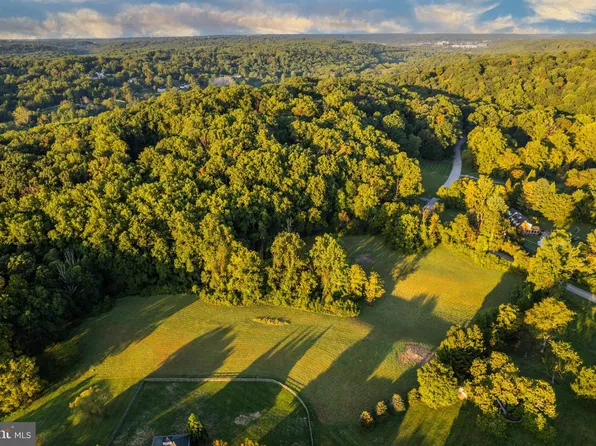 14131 Cooper Rd, Phoenix, MD 21131