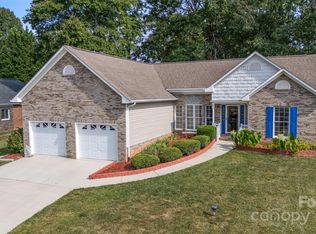 1447 34th Avenue Ln NE, Hickory, NC 28601