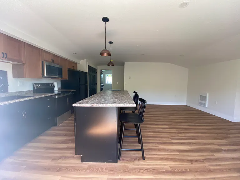60 Sheldon St #3 — Photo 11