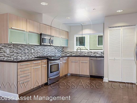 5th image of 401 N Coast Hwy Unit 307