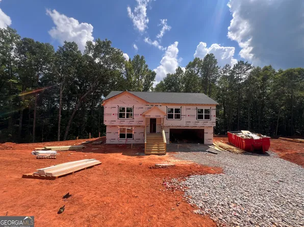 284 Stonington Dr, Mount Airy, GA 30563