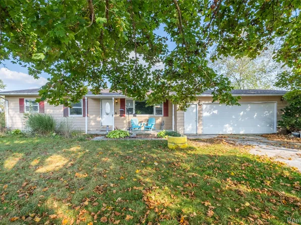 9187 Nichols Rd, Gaines, MI 48436