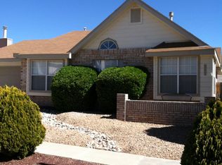 7800 Snowberry St NW, Albuquerque, NM 87120