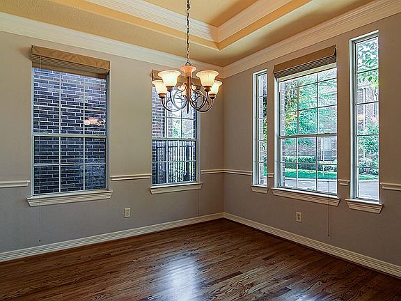 5th image of 6218 N Park At Fairdale